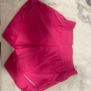 Size 4 Sonic Pink Hotty Hots 2.5